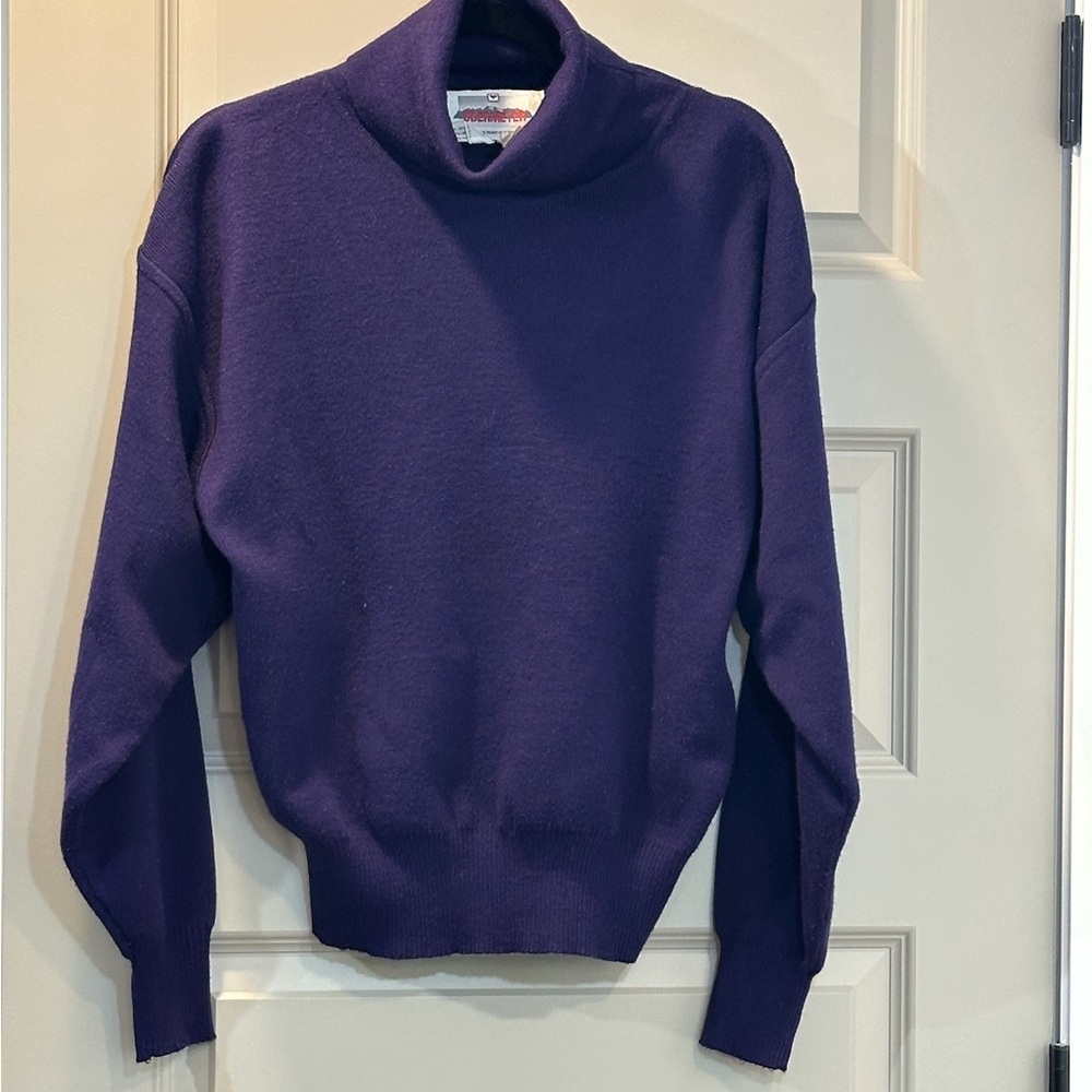 Obermeyer Women's Purple Turtleneck Sweater size Medium